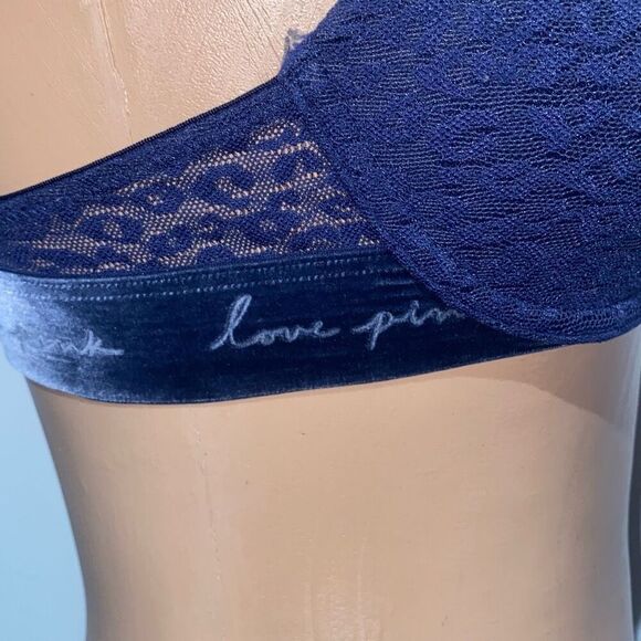 PINK Victoria's Secret Navy Wear Everywear Lightly Lined T-Shirt Bra Size 32C - Picture 3 of 9